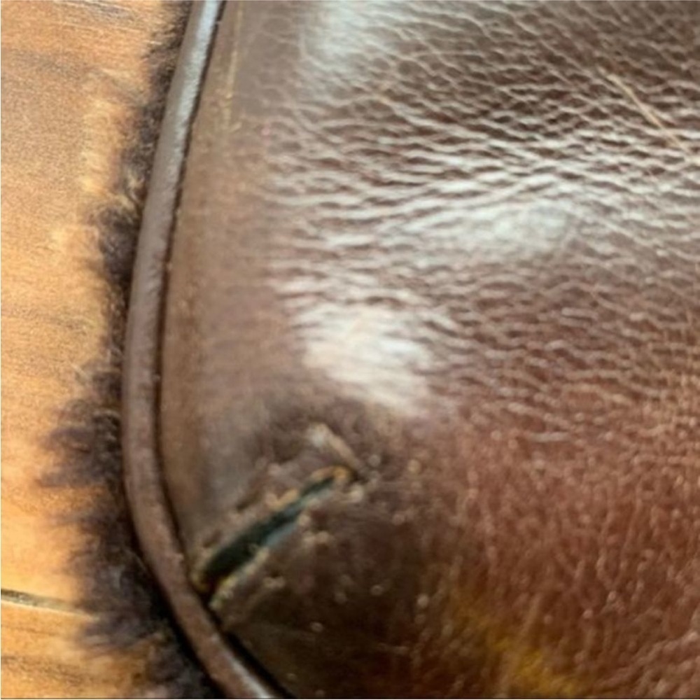 Patricia Nash sheepskin fur leather wristlet - Picture 4 of 10